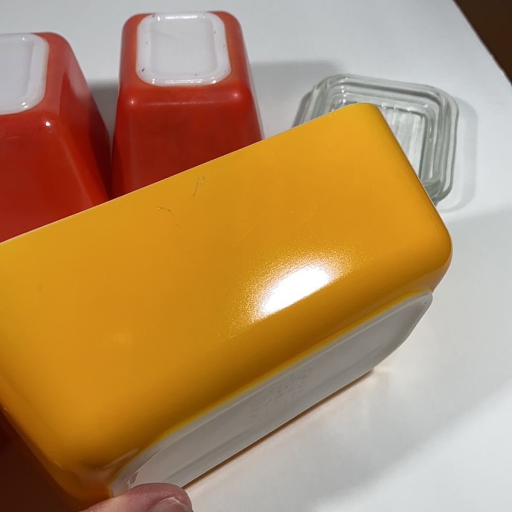 Vintage Pyrex! Refrigerator dish set of 3 - Picture 4 of 11